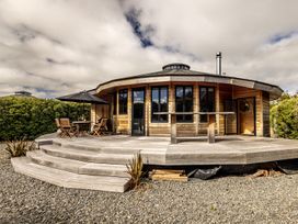 Tui Yurt - Ohakune Spa Escape -  - 1200117 - thumbnail photo 4