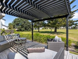 The Happy Place - Mount Maunganui Reserve View -  - 1200118 - thumbnail photo 3