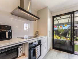 Serenity - Richmond Holiday Home -  - 1200199 - thumbnail photo 8