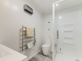 A bathroom with a towel rail and shower at Nelson in Richmond