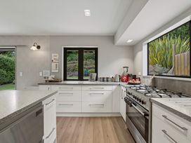 Alpine Escape - Wanaka Holiday Home -  - 1200423 - thumbnail photo 8