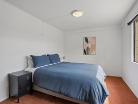 Alpine Escape - Wanaka Holiday Home -  - 1200423 - thumbnail photo 15