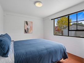 Alpine Escape - Wanaka Holiday Home -  - 1200423 - thumbnail photo 16