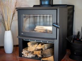 Four Peaks Matai Escape - Te Anau -  - 1200665 - thumbnail photo 3