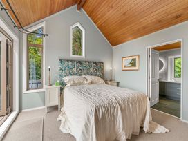 Camelot - Lake Taupo Holiday Home -  - 1200666 - thumbnail photo 14