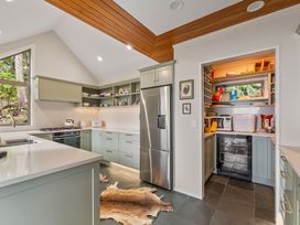 Camelot - Lake Taupo Holiday Home -  - 1200666 - thumbnail photo 13