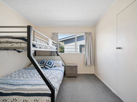 Bach to the Beach - Foxton Beach Holiday Home -  - 1201099 - thumbnail photo 15