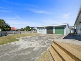 Bach to the Beach - Foxton Beach Holiday Home -  - 1201099 - thumbnail photo 23