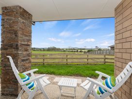 Riverside Retreat - Waipu Holiday Home -  - 1201101 - thumbnail photo 3