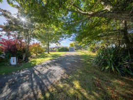 Darling on Dorizac - Te Anau Holiday Home -  - 1201995 - thumbnail photo 28