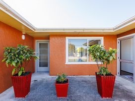 An outdoor area with planters near the entrance at Dannevirke Lodge - Dannevirke