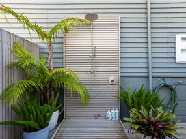 Wallnutt Sands - Waihi Beach Holiday Home -  - 1203450 - thumbnail photo 34