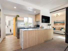 Wallnutt Sands - Waihi Beach Holiday Home -  - 1203450 - thumbnail photo 7
