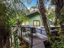 Champagne Tui - Moetapu Bay Holiday Home -  - 1204820 - thumbnail photo 19