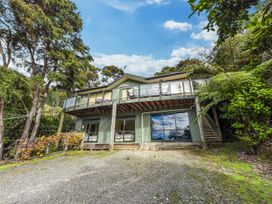 Champagne Tui - Moetapu Bay Holiday Home -  - 1204820 - thumbnail photo 21