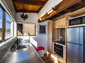 Scottbase - Waimarino Holiday Home -  - 1204822 - thumbnail photo 6