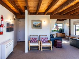 Scottbase - Waimarino Holiday Home -  - 1204822 - thumbnail photo 12