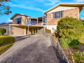 Lola's - Morrinsville Holiday Home -  - 1204858 - thumbnail photo 1