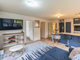 Snow Retreat - Waimarino Holiday Home -  - 1205404 - thumbnail photo 11