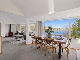 Alpine Horizon - Queenstown Holiday Home -  - 1205770 - thumbnail photo 4