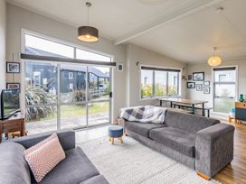 Mountainview Glimpse - Ohakune Holiday Home -  - 1206113 - thumbnail photo 3