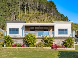 Panorama View Retreat - Bachcare Holiday Home -  - 1206446 - thumbnail photo 36