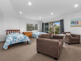 Seaside Getaway - Ruakaka Holiday Home -  - 1206975 - thumbnail photo 16
