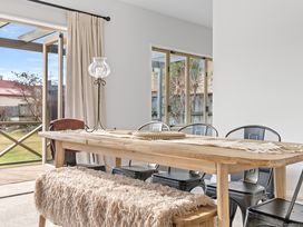 Meadowstone Vista - Wanaka Holiday Home -  - 1208204 - thumbnail photo 7