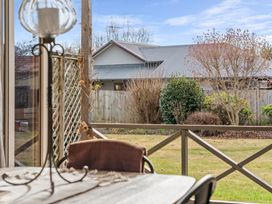 Meadowstone Vista - Wanaka Holiday Home -  - 1208204 - thumbnail photo 8