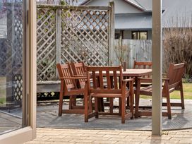 Meadowstone Vista - Wanaka Holiday Home -  - 1208204 - thumbnail photo 23