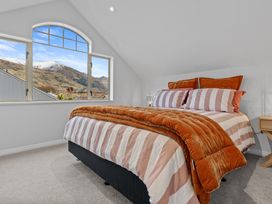 Meadowstone Vista - Wanaka Holiday Home -  - 1208204 - thumbnail photo 13