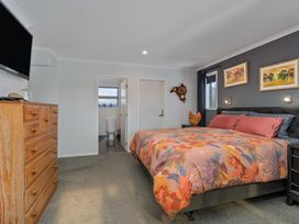 Endeavour Oasis - Whitianga Holiday Home -  - 1209617 - thumbnail photo 26