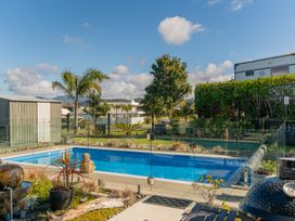 Endeavour Oasis - Whitianga Holiday Home -  - 1209617 - thumbnail photo 1
