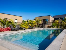 Tropical Hideaway - Mangawhai Retreat -  - 1210381 - thumbnail photo 4