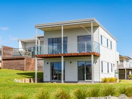 Starling - Mangawhai Heads Holiday Home -  - 1210706 - thumbnail photo 27