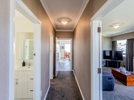 Home Away From Home - Levin Holiday Home -  - 1211812 - thumbnail photo 16