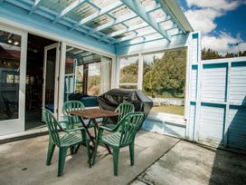 Little Blue House - Te Anau Holiday Home -  - 1212223 - thumbnail photo 20