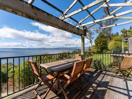Fern View - Pukawa Bay Holiday Home -  - 1212637 - thumbnail photo 18