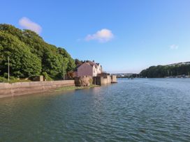 3 bedroom Cottage for rent in Milford Haven