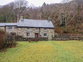 3 bedroom Cottage for rent in Blaenau Ffestiniog