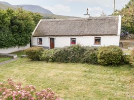 The Thatched Cottage - Westport & County Mayo - 2869 - thumbnail photo 16