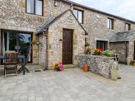 4 bedroom Cottage for rent in Newby