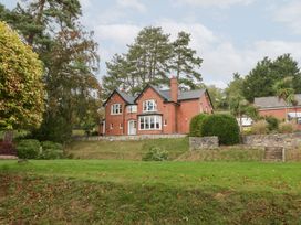 11 bedroom Cottage for rent in Hereford