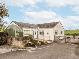 6 bedroom Cottage for rent in Great Clifton