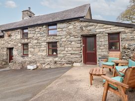 2 bedroom Cottage for rent in Harlech