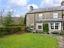 2 bedroom Cottage for rent in Settle