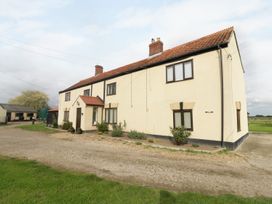 Grange Farmhouse - Norfolk - 906246 - thumbnail photo 1