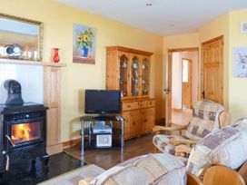 Quay Road Cottage - County Donegal - 915898 - thumbnail photo 3