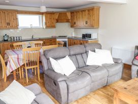 Ring Fort Cottage - North Ireland - 917999 - thumbnail photo 6