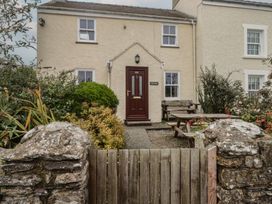 2 bedroom Cottage for rent in St David's